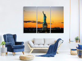 3-piece-canvas-print-statue-of-liberty-in-the-evening-light